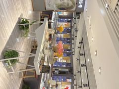 -宏宇眼镜蔡司依视路折扣店(兆佳眼镜城店)