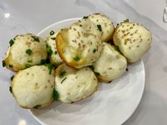 -老西白点心店