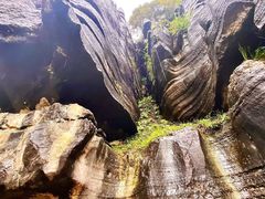 -梭布垭石林景区