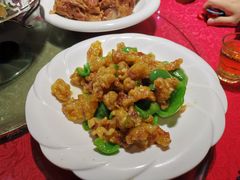 老式溜肉段-老六杀猪菜(进乡街店)