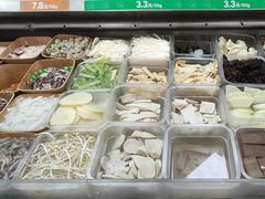 -红渡小香·牛肉麻辣香锅(车站南路店)