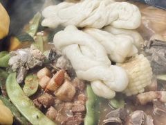 -九妹农家大铁锅东北菜(江湾店)