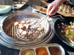 -韩烧牛中牛·甄选黑牛烤肉(黑金店)