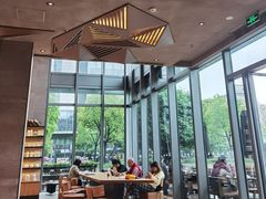 -星巴克臻选(杭州嘉里中心1F店)