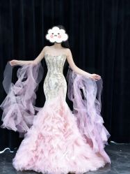 点击看大图 -Renee芮亦婚纱
