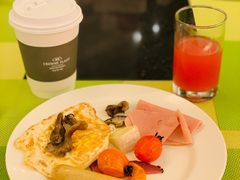 -广州花都皇冠假日酒店