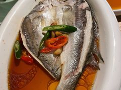 葱椒鲈鱼-绿茶餐厅(西单老佛爷店)