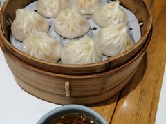 -馋三尺蟹粉小笼(人民广场店)