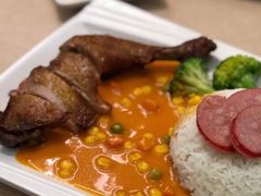 炸鸡脾香肠饭-佰搭果·广式茶餐厅(西华路店)