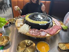 -胡悦里韩式烤肉(芝罘万达广场店)