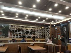 大堂-顺溜·手工刀削面·黑金店(铜锣湾店)