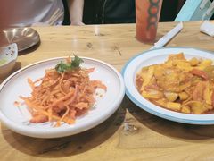 -青瓦餐厅·生鱼片·韩园烤肉(西塔店)