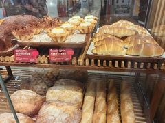 -CARINO BAKERY&CAFE(人广来福士店)