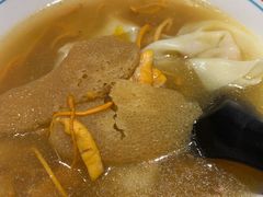 -八二小区抄手(龙湖上城天街店)