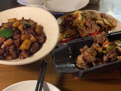 -隔壁老王·家常云南菜(花巷店)