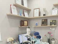 -上海大学附属上海和平眼科医院