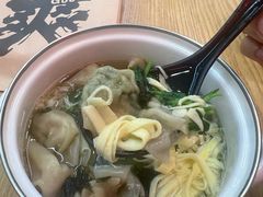 -柴爿巷·香酥鸡&馄饨(复兴中路店)