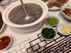 -客家大院·非遗赣南客家菜(郁孤台店)