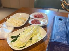 -牛满溢·自助潮汕鲜牛肉火锅(龙汇路店)