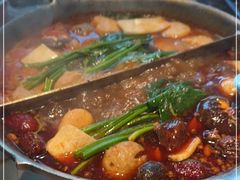 -湊湊火锅·茶憩(新中关购物中心店)