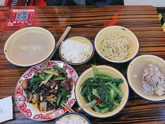 -山城欢现炒食堂(上海城店)