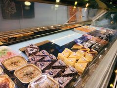 -MADO冰淇淋咖啡馆(淘金店)