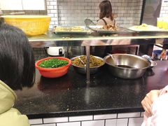 自助调料区-覃肥叔桂林米粉(粮道街店)