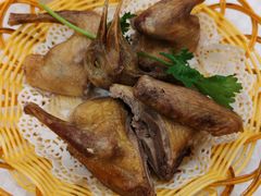 -万山楼海鲜酒家·二十三年老字号