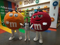 -m豆巧克力世界(上海世茂广场店)