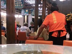 -阿瓦山寨·湘菜现炒·剁椒鱼头王(咸阳总店)
