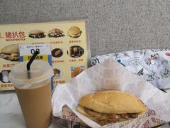 -L猪扒包(天河购书中心店)