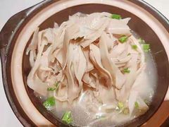 洞庭名笋-佬麻雀·新湘菜(珠海金发购物中心店)
