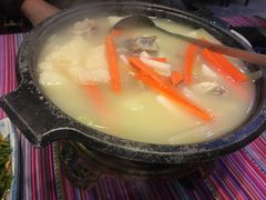 -香巴拉云南餐厅(华莱坞店)