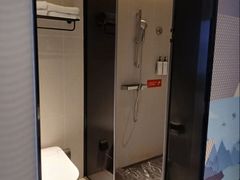 -宜尚酒店(广州上下九永庆坊长寿路地铁站店)