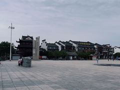 -巴陵广场