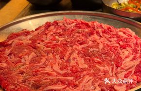Fresh-cut Angus Ribeye