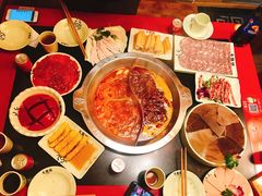-大龙辣火锅·龙虾·烧烤(湖滨新天地店)