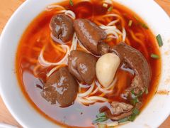 -杨伯英传统杂酱面