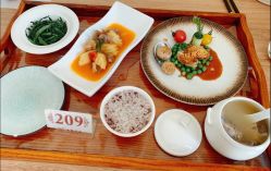 -禾馨·母婴护理月子中心(世纪大道店)