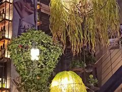 -临界音乐酒馆·小龙虾·江湖菜(华熙LIVE·鱼洞店)