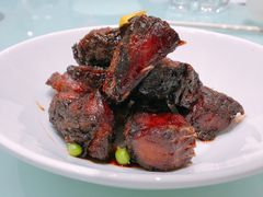 老上海熏鱼-新吉士·上海菜(浦东LCM置汇旭辉店)