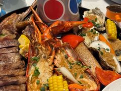 -水桶王国主题餐厅·聚会·生日派对·亲子活动·家庭套餐(亚龙湾希尔顿店)