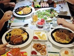 -汤姆家的牛排意面披萨(融创茂店)