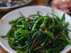 炒空心菜-周记翘脚牛肉