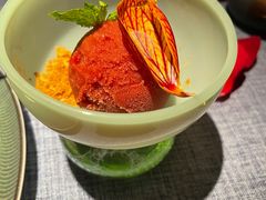 -弦月窗LUNETTE BY AMANDA(复兴路店)