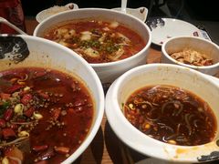 -渝是乎酸菜鱼(龙旗购物中心店)