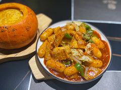 鱼饼炒年糕-博欧姆新派韩国料理·炸鸡(艾尚店)