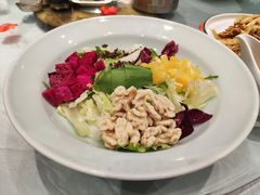 牛油果蔬菜沙拉-京味斋·北京烤鸭(北京南站洋桥店)