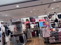 -优衣库(上海虹口龙之梦店)