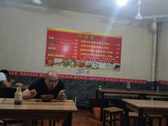 -老字号杨坡红油米线腊汁肉夹馍(东四道巷店)